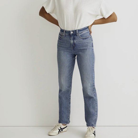 Curvy 90’s Straight Jeans NWT - Picture 4 of 4